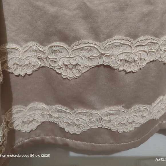 BCBGMAXAZRIA SKIRT COTTON POLYESTER BLEND IVORY ALENCON LACE ADORNMENT SIZE 8 - Picture 2 of 9